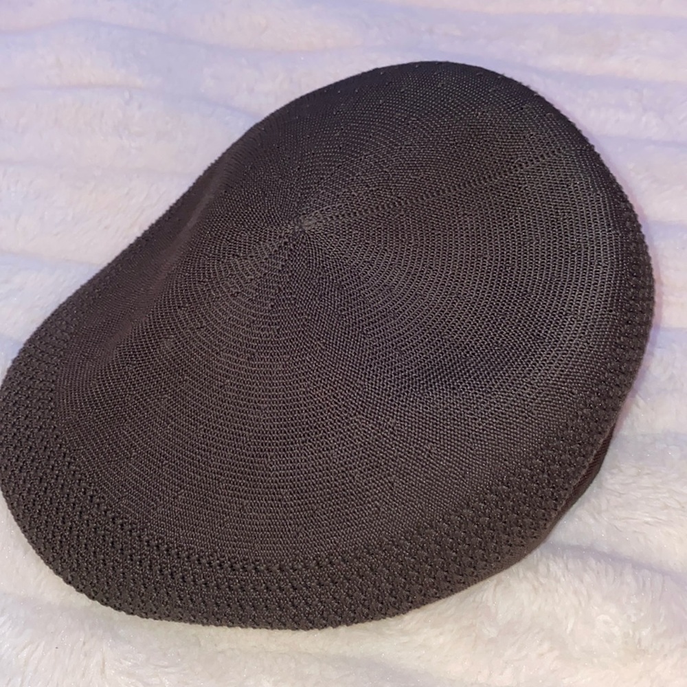 Kangol Men’s Unisex Classic Tropic Iconic 507 Ventair Cap “cliff” color preowned